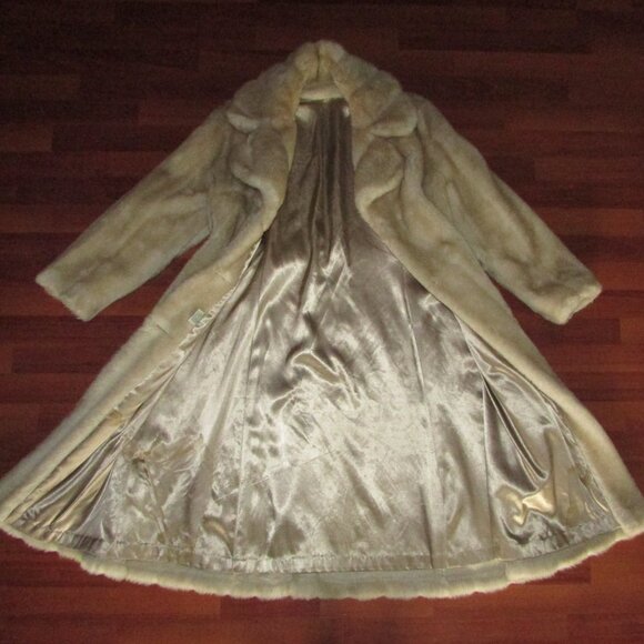 Vintage Faux Fur Light Mink Double Breasted Coat - M/L - Picture 8 of 16